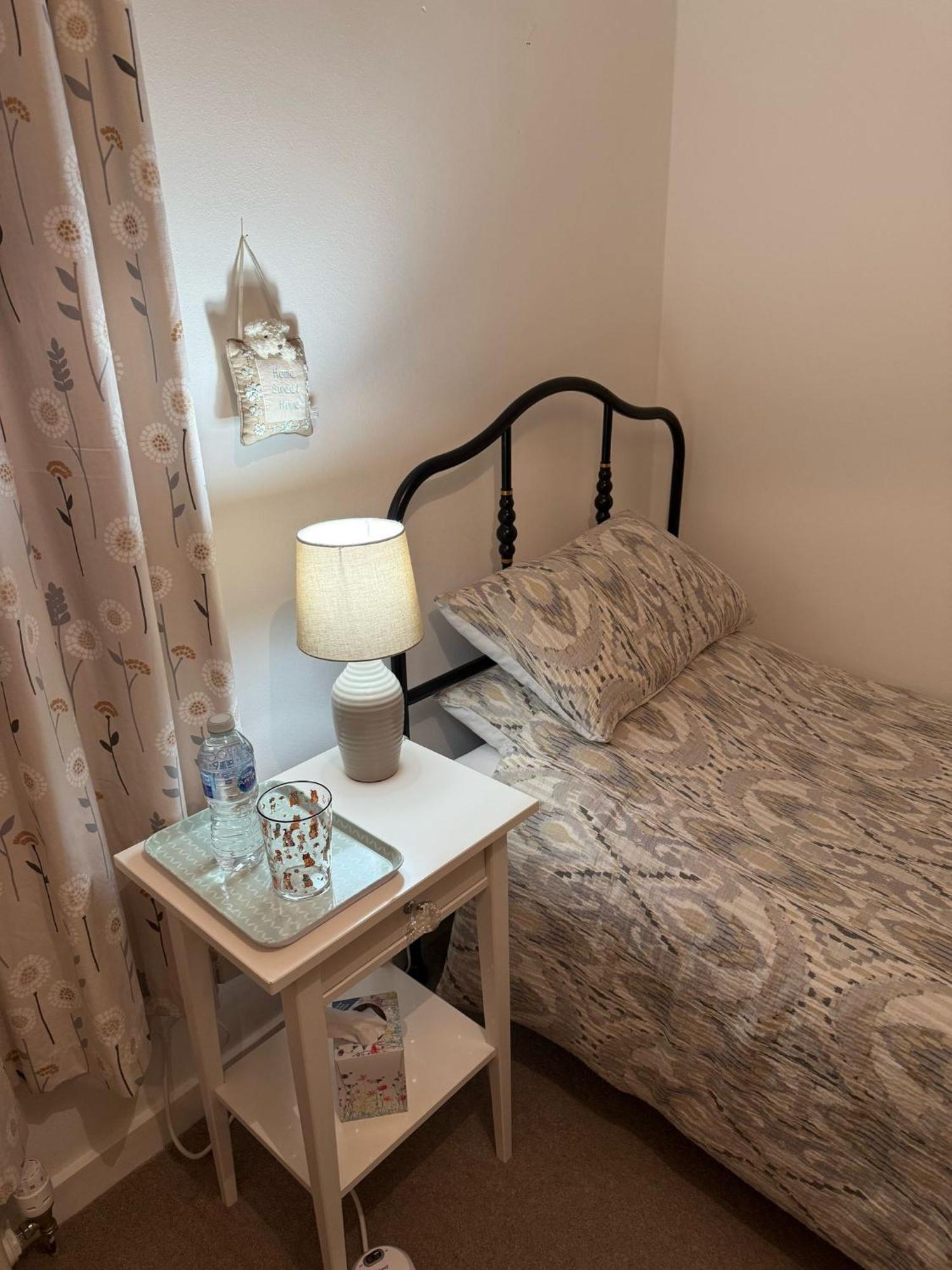 Single Room With Beautiful Garden Edimburgo Esterno foto